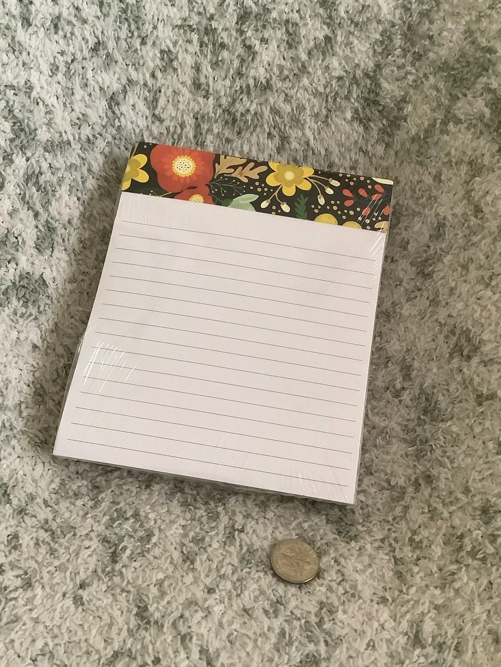 Paper Love Floral Top Lined Desk Top Notepad NWT ~150pages 4.5x5.5”